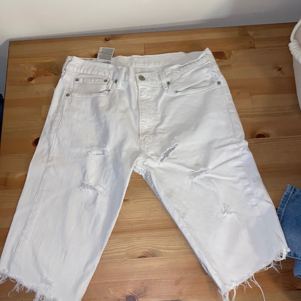 Men’s Levi Cut off